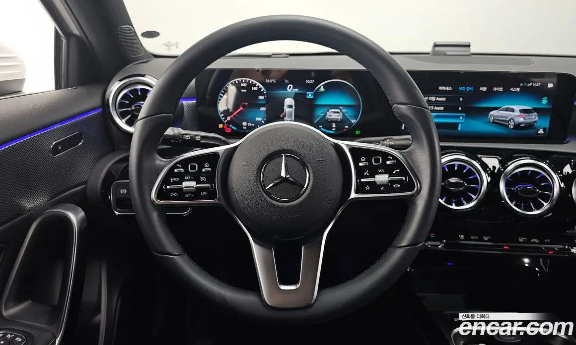 Mercedes-Benz A-Class 2022 2.0 автомат (гидро), фото 13