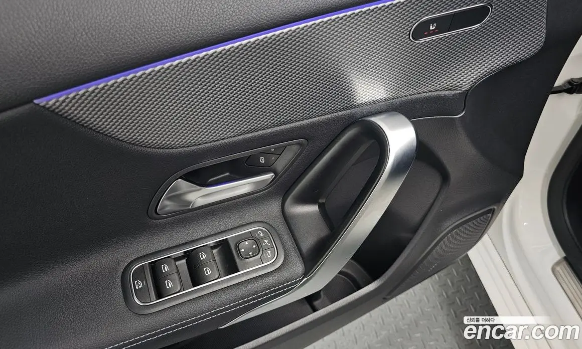 Mercedes-Benz A-Class 2022 2.0 автомат (гидро), фото 19