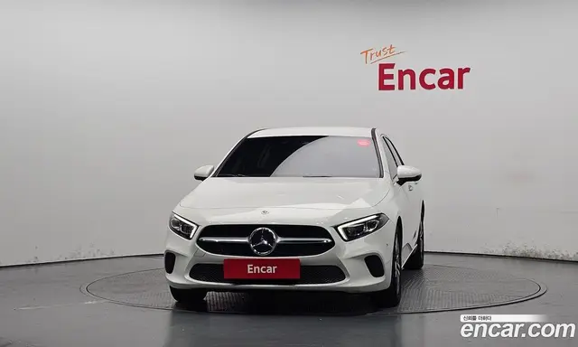 Mercedes-Benz A-Class 2022 2.0 автомат (гидро), миниатюра 3