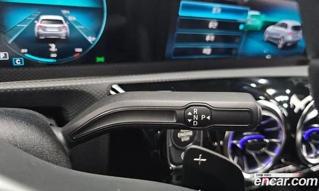 Mercedes-Benz A-Class 2022 2.0 автомат (гидро), миниатюра 9