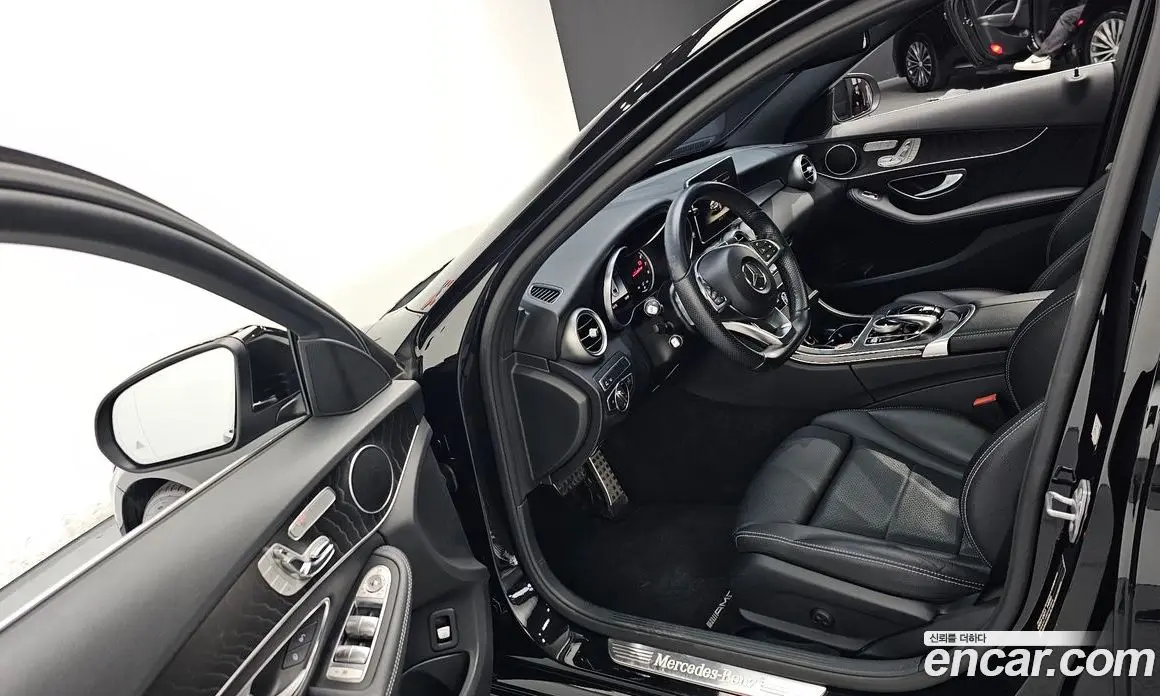 Mercedes-Benz C-Class 2017 2.0 автомат (гидро), фото 10 Mercedes-Benz C-Class 2017 2.0 автомат (гидро), фото 10