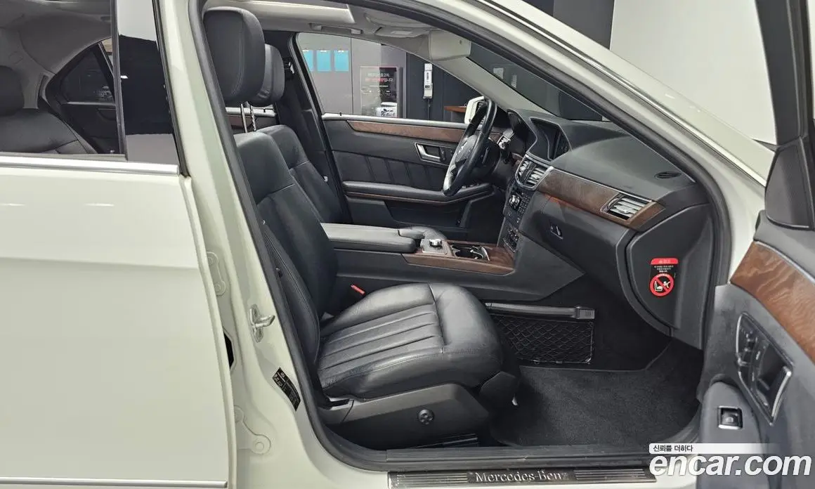 Mercedes-Benz E-Class 2013 3.5 автомат (гидро), фото 11