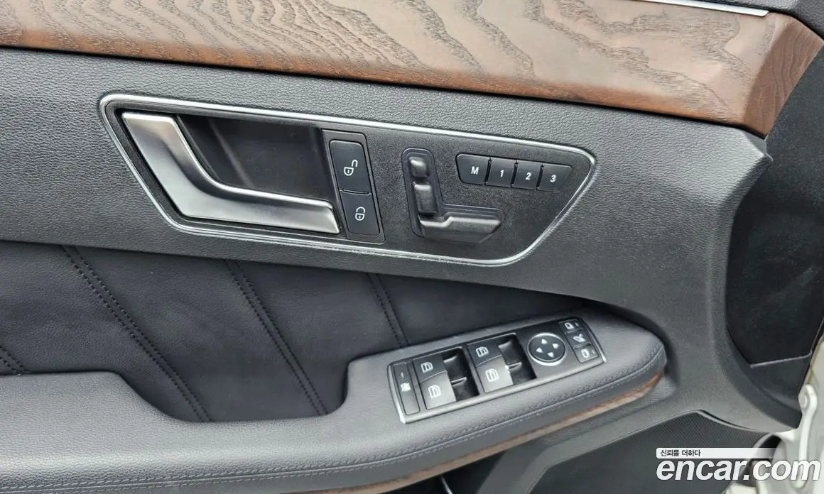 Mercedes-Benz E-Class 2013 3.5 автомат (гидро), фото 17