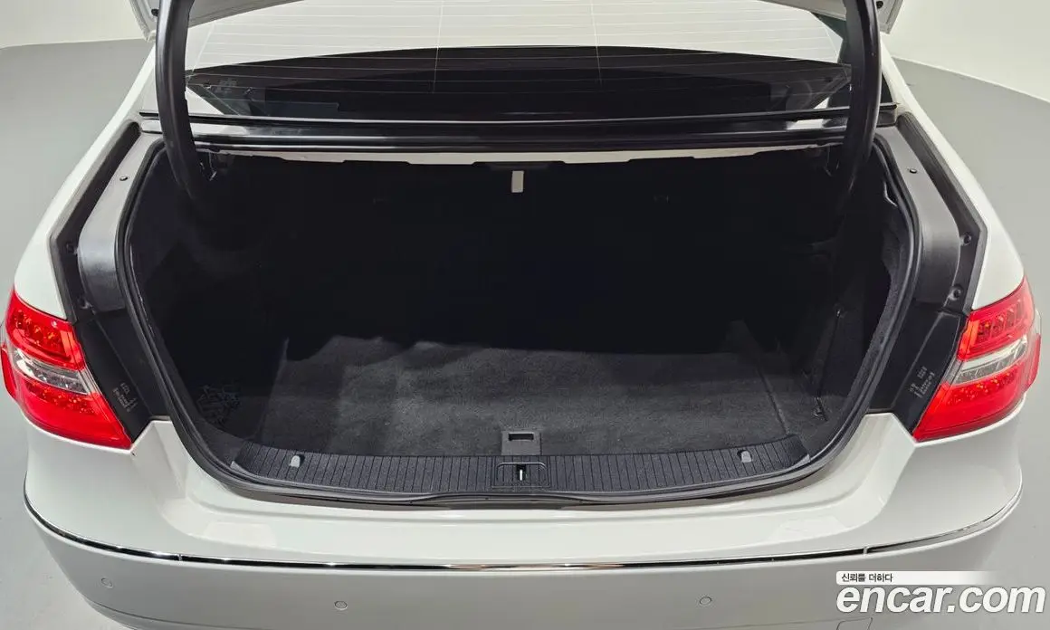 Mercedes-Benz E-Class 2013 3.5 автомат (гидро), фото 20