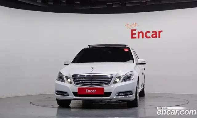 Mercedes-Benz E-Class 2013 3.5 автомат (гидро), миниатюра 3