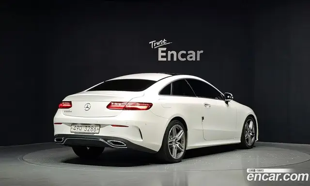 Mercedes-Benz E-Class 2017 1.9 автомат (гидро), миниатюра 2