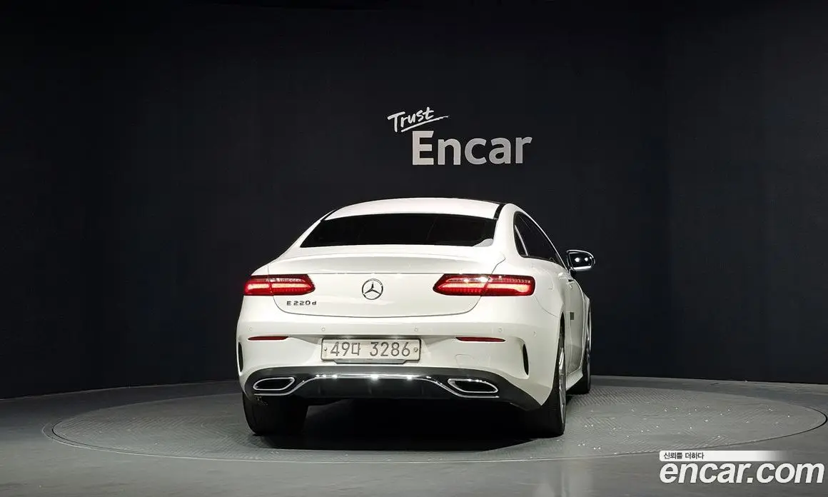 Mercedes-Benz E-Class 2017 1.9 автомат (гидро), фото 4