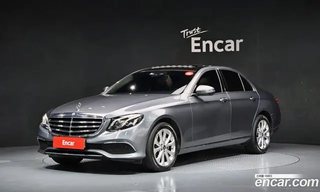 Mercedes-Benz E-Class, 2018, 111 633 км