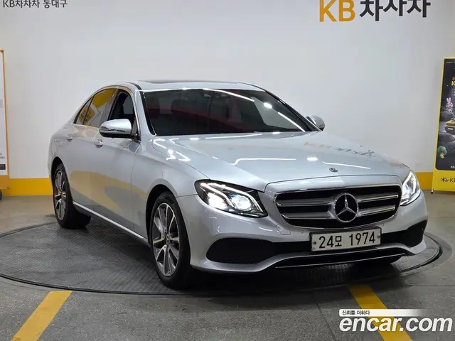 Mercedes-Benz E-Class 2018 2.0 автомат (гидро), миниатюра 8