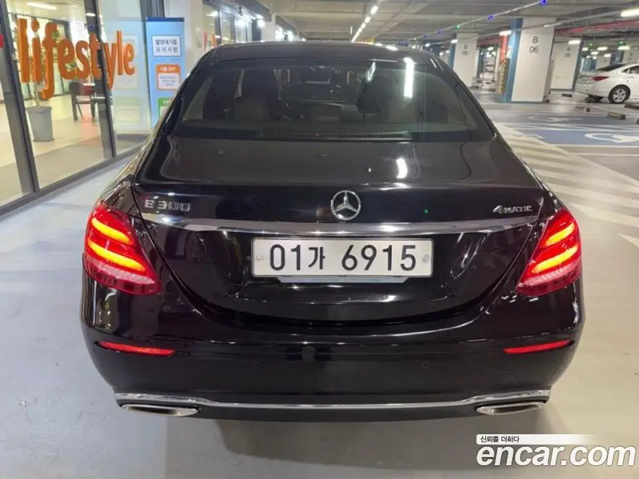 Mercedes-Benz E-Class 2018 2.0 автомат (гидро), фото 5