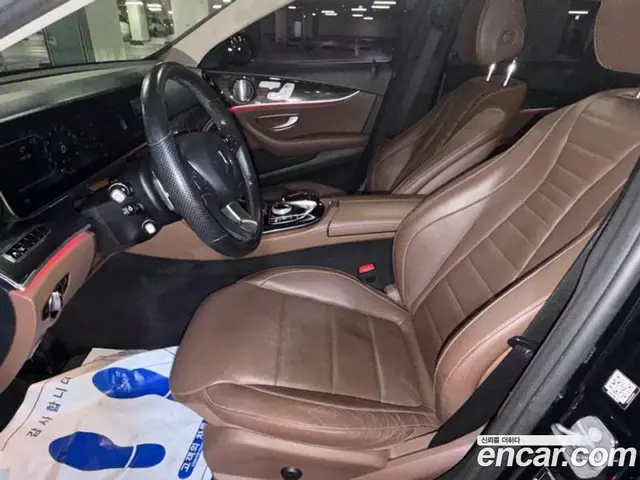 Mercedes-Benz E-Class 2018 2.0 автомат (гидро), миниатюра 6