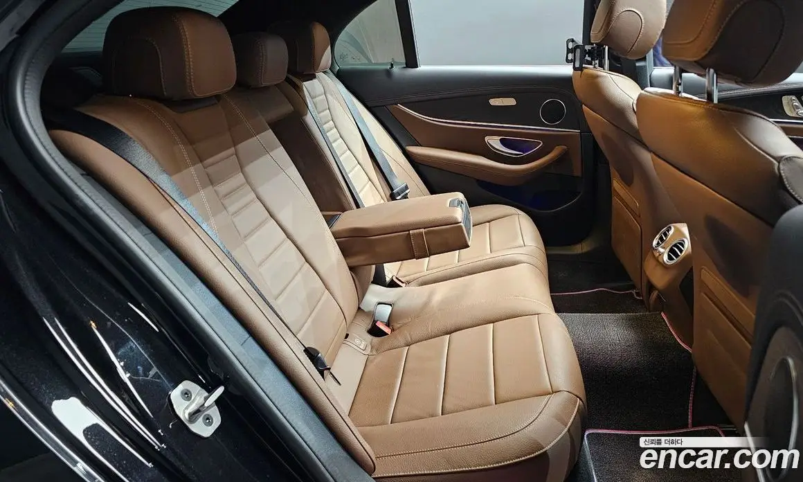 Mercedes-Benz E-Class 2023 2.0 автомат (гидро), фото 16 Mercedes-Benz E-Class 2023 2.0 автомат (гидро), фото 16