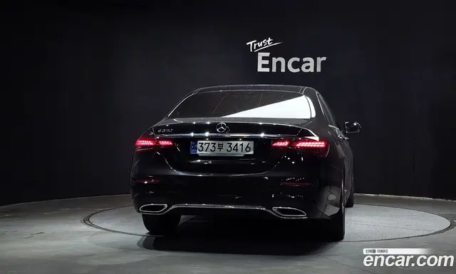 Mercedes-Benz E-Class 2023 2.0 автомат (гидро), миниатюра 4 Mercedes-Benz E-Class 2023 2.0 автомат (гидро), миниатюра 4