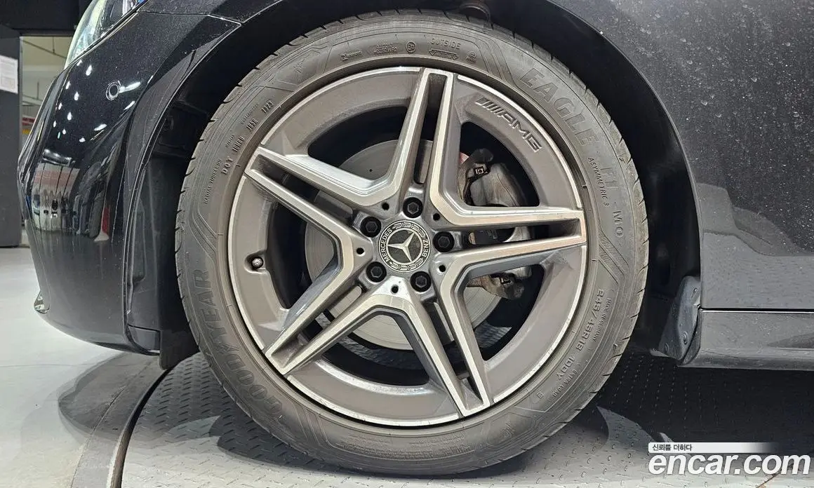 Mercedes-Benz E-Class 2023 2.0 автомат (гидро), фото 5 Mercedes-Benz E-Class 2023 2.0 автомат (гидро), фото 5