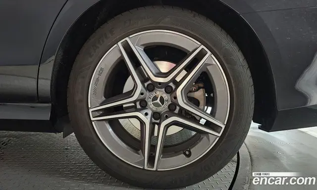 Mercedes-Benz E-Class 2023 2.0 автомат (гидро), миниатюра 7 Mercedes-Benz E-Class 2023 2.0 автомат (гидро), миниатюра 7