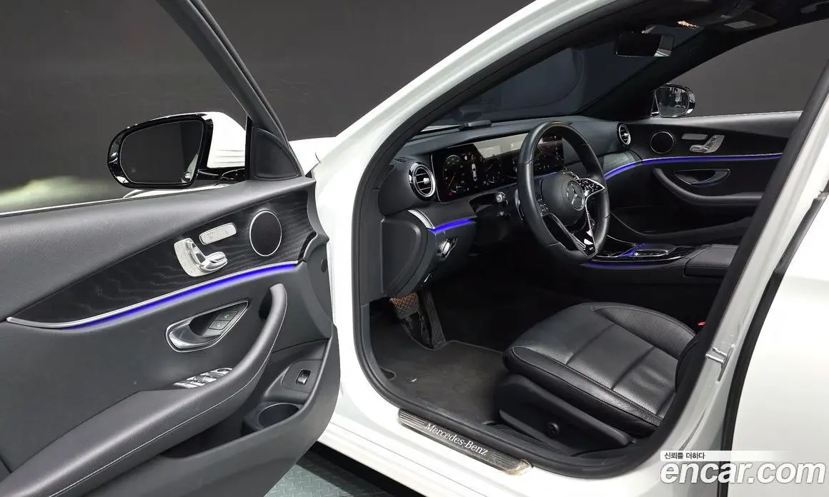 Mercedes-Benz E-Class 2023 2.0 автомат (гидро), фото 10
