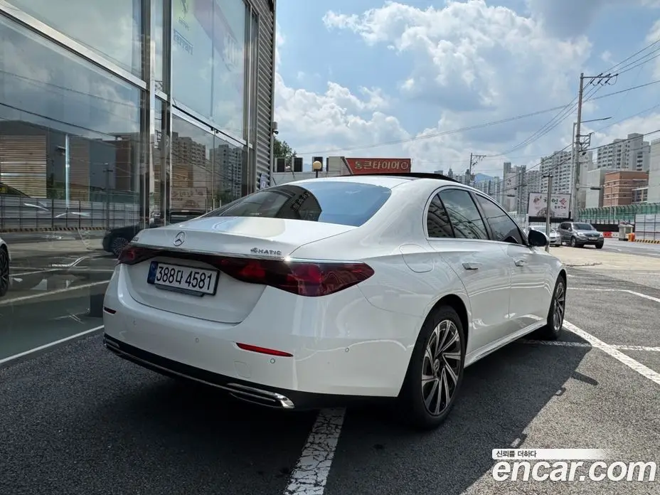 Mercedes-Benz E-Class 2026 2.0 автомат (гидро), фото 2 Mercedes-Benz E-Class 2026 2.0 автомат (гидро), фото 2