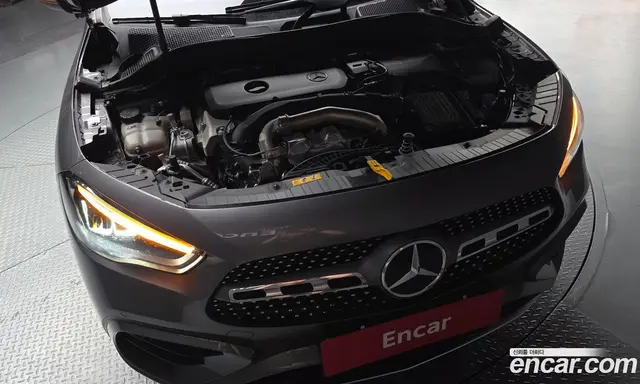 Mercedes-Benz GLA-Class 2024 2.0 автомат (гидро), миниатюра 6