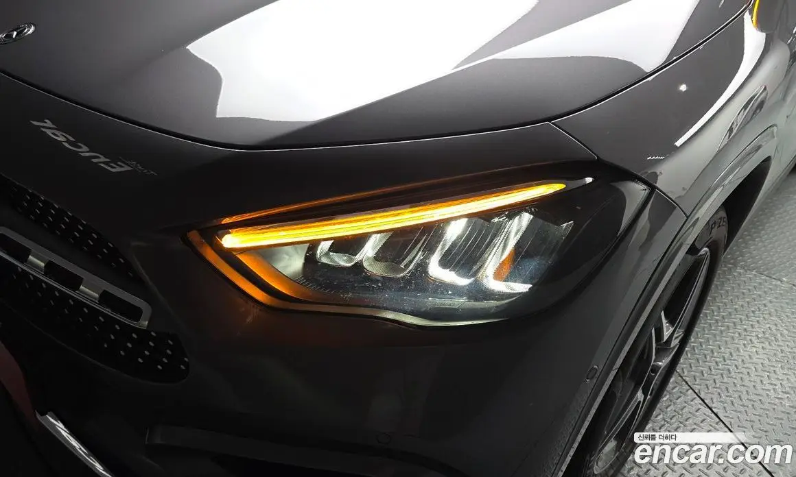 Mercedes-Benz GLA-Class 2024 2.0 автомат (гидро), фото 8