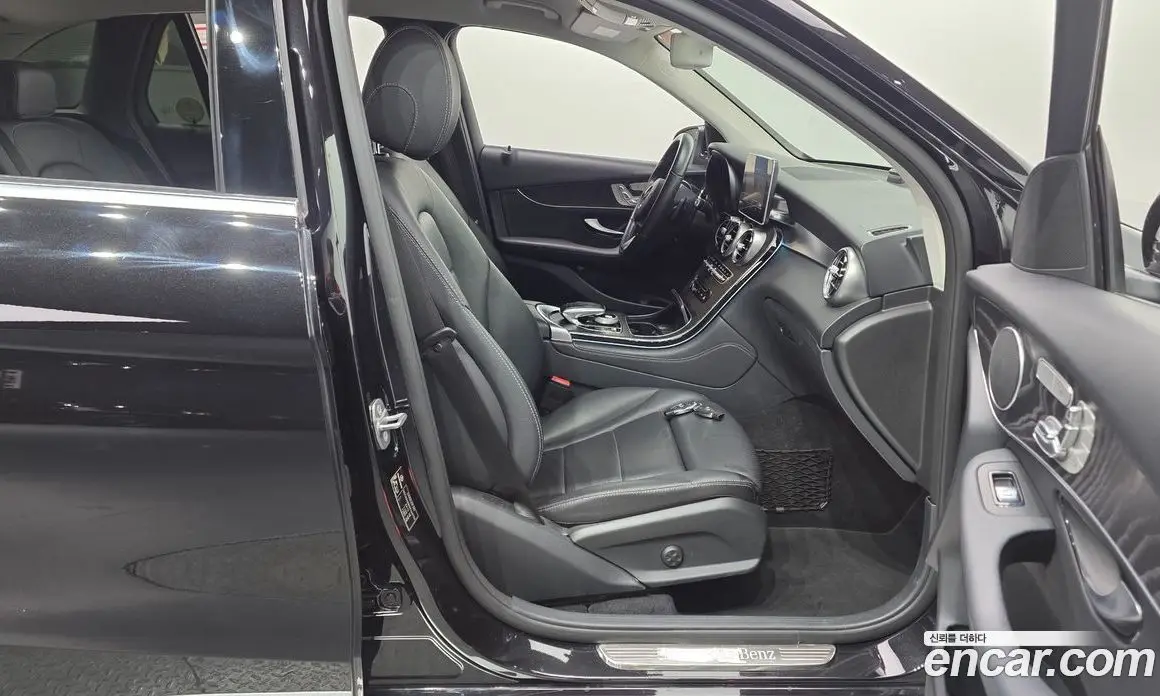 Mercedes-Benz GLC-Class 2019 2.0 автомат (гидро), фото 16