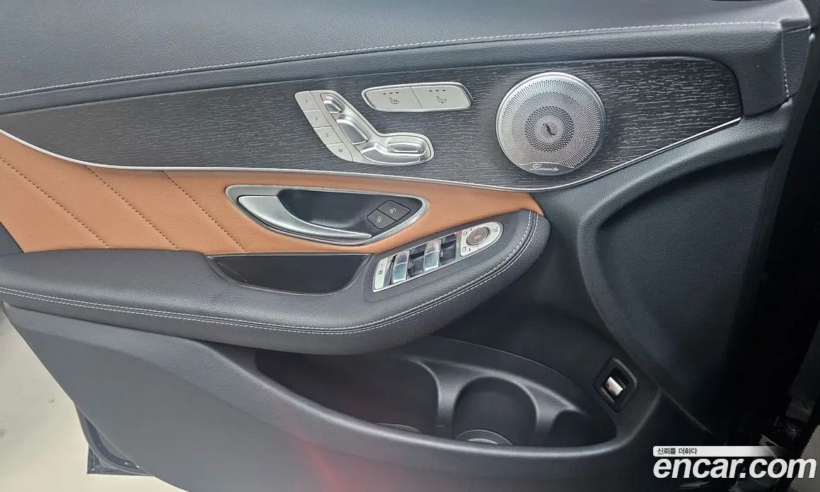 Mercedes-Benz GLC-Class 2022 2.0 автомат (гидро), фото 11