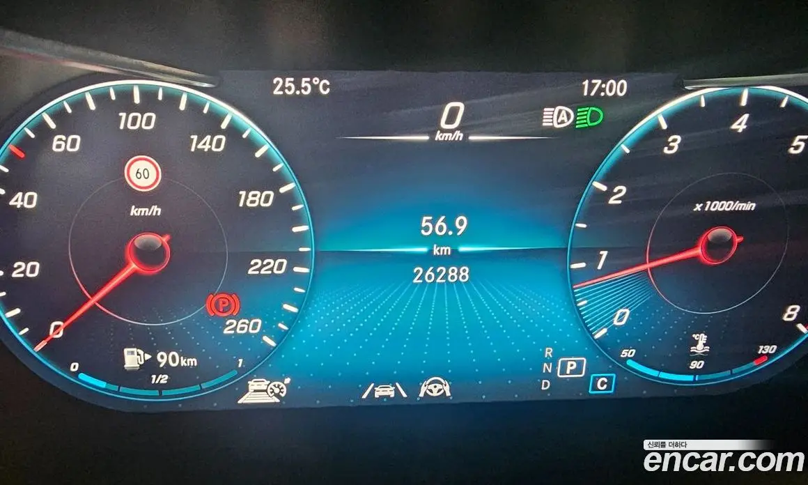 Mercedes-Benz GLC-Class 2022 2.0 автомат (гидро), фото 8