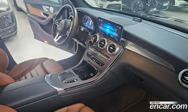 Mercedes-Benz GLC-Class 2022 2.0 автомат (гидро), миниатюра 9