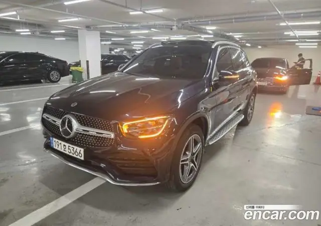 Mercedes-Benz GLC-Class 2022 2.0 автомат (гидро), миниатюра 2