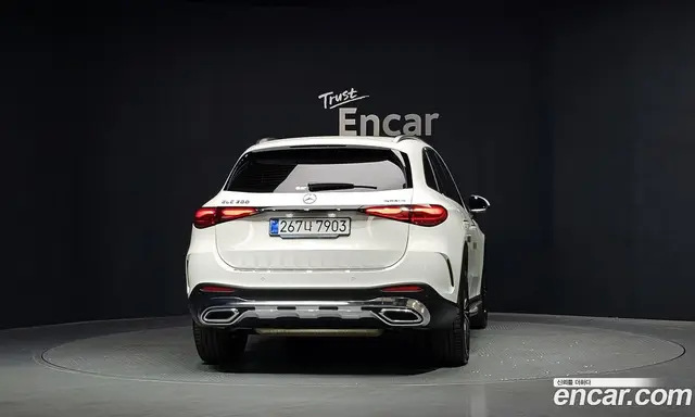 Mercedes-Benz GLC-Class 2025 2.0 автомат (гидро), миниатюра 4