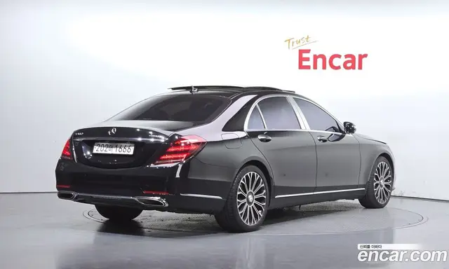 Mercedes-Benz S-Class 2019 4.0 автомат (гидро), миниатюра 2