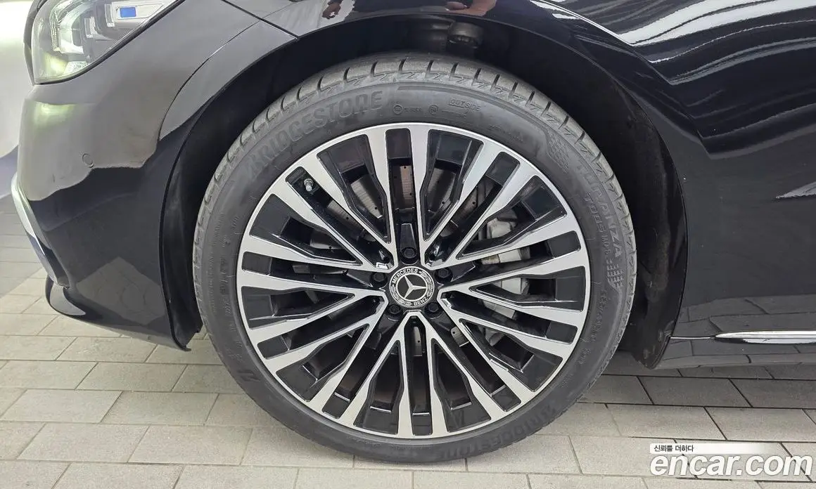 Mercedes-Benz S-Class 2023 3.0 автомат (гидро), фото 5