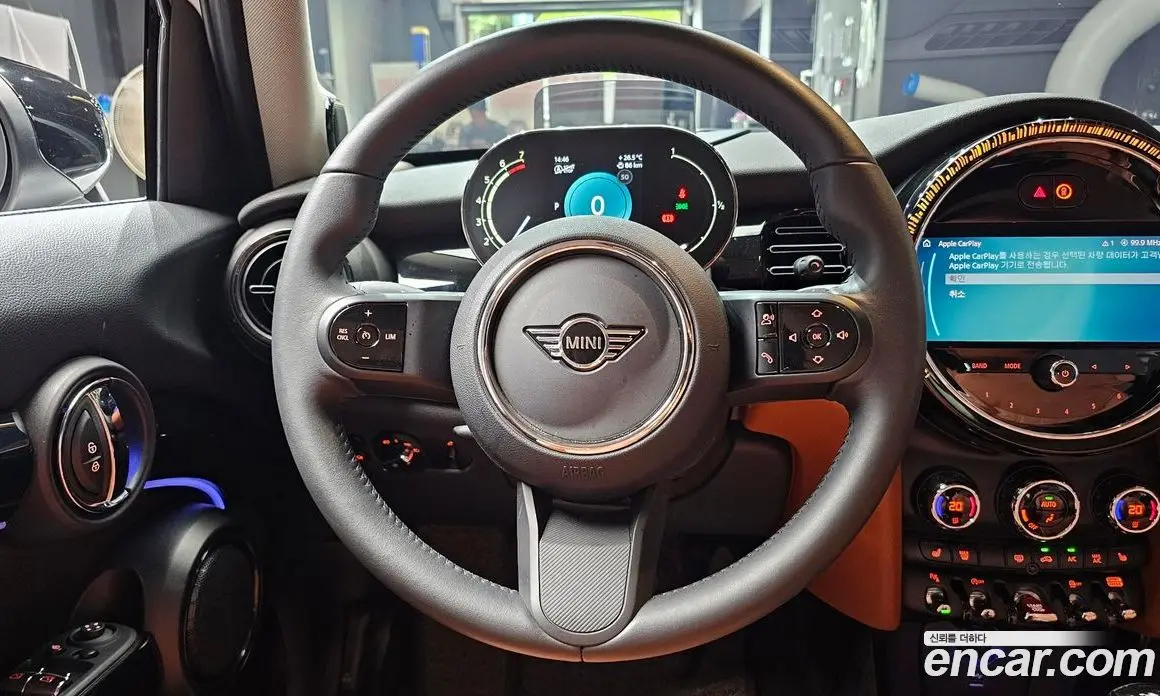 Mini Cooper 2023 2.0 автомат (гидро), фото 19