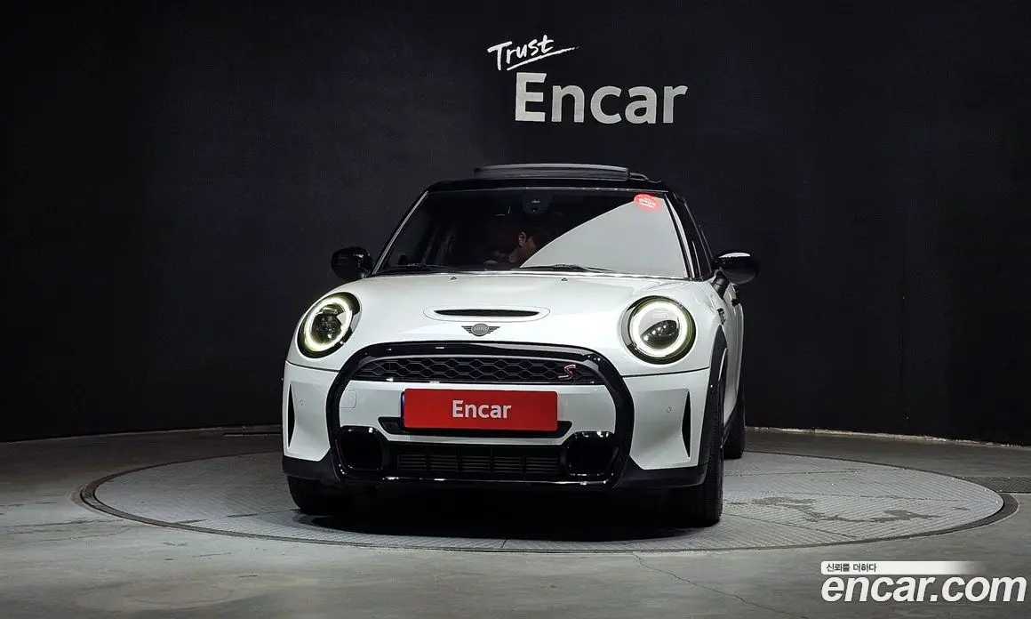 Mini Cooper 2023 2.0 автомат (гидро), фото 3