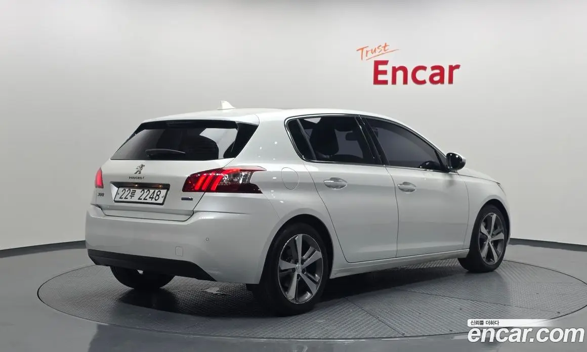 Peugeot 308 2015 2.0 автомат (гидро), фото 2 Peugeot 308 2015 2.0 автомат (гидро), фото 2