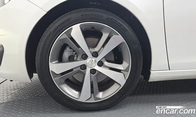 Peugeot 308 2015 2.0 автомат (гидро), миниатюра 5 Peugeot 308 2015 2.0 автомат (гидро), миниатюра 5