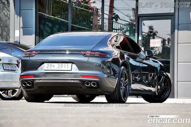 Porsche Panamera 2018 3.0 автомат (гидро), миниатюра 2