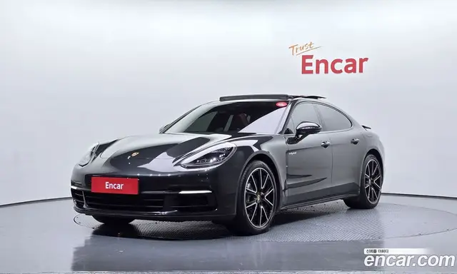 Porsche Panamera, 2019, 124 293 км