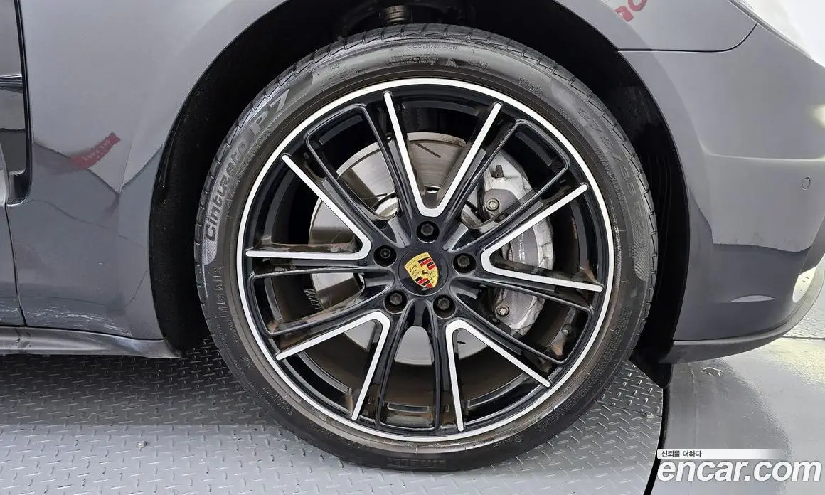 Porsche Panamera 2019 2.9 автомат (гидро), фото 5