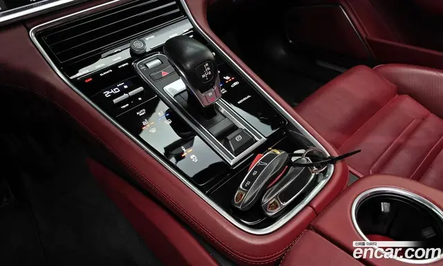 Porsche Panamera 2019 2.9 автомат (гидро), миниатюра 9