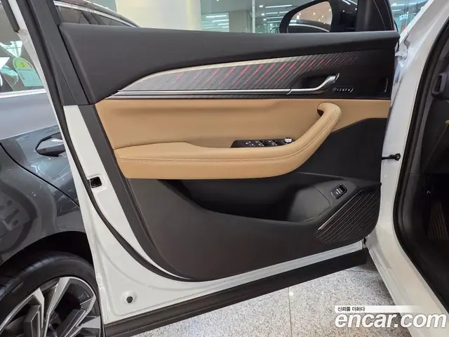 Renault (Samsung) Grand Koleos 2025 2.0 автомат (гидро), миниатюра 11