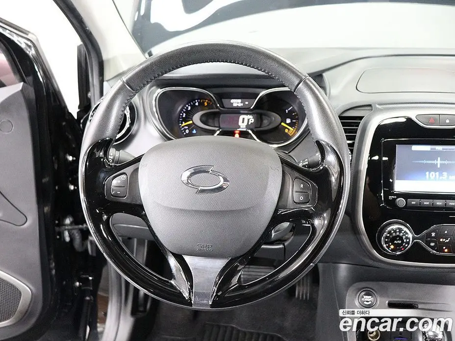 Renault (Samsung) QM3 2015 1.5 автомат (гидро), фото 16 Renault (Samsung) QM3 2015 1.5 автомат (гидро), фото 16