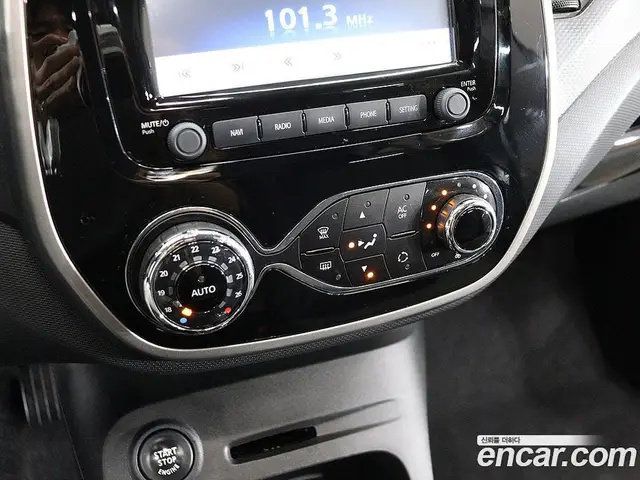Renault (Samsung) QM3 2015 1.5 автомат (гидро), миниатюра 9 Renault (Samsung) QM3 2015 1.5 автомат (гидро), миниатюра 9