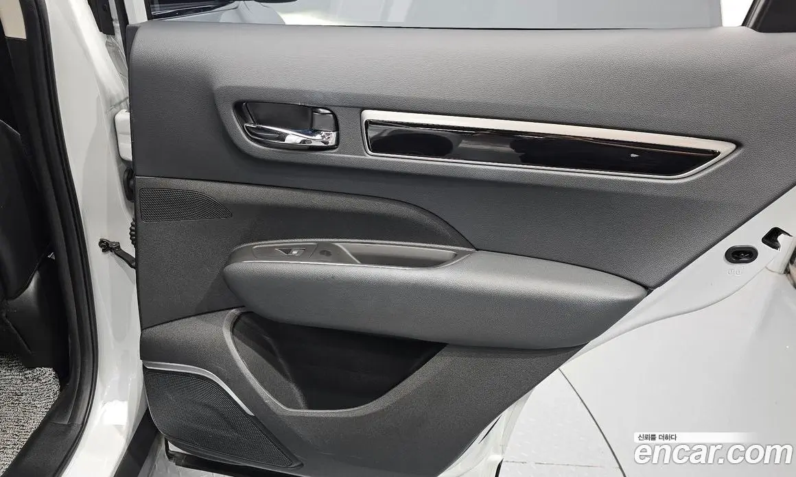 Renault (Samsung) QM6 2024 2.0 автомат (гидро), фото 14 Renault (Samsung) QM6 2024 2.0 автомат (гидро), фото 14