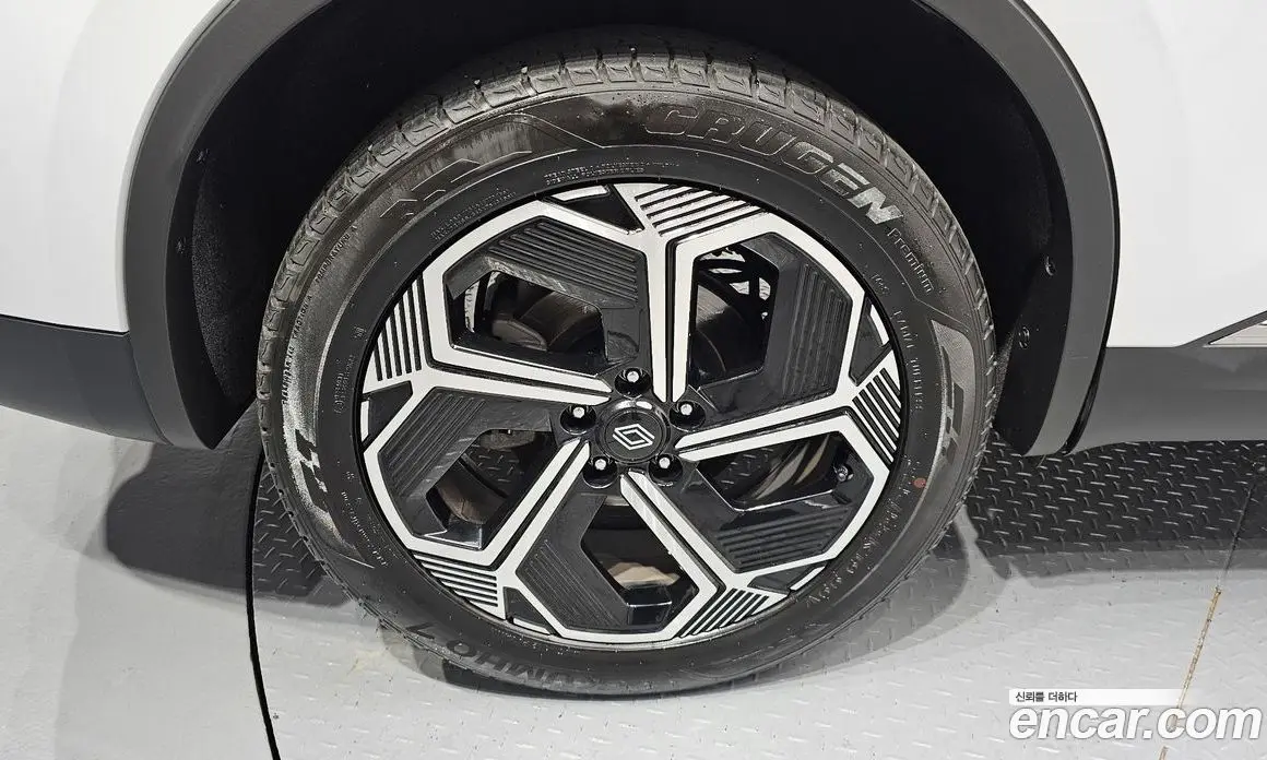 Renault (Samsung) QM6 2024 2.0 автомат (гидро), фото 4 Renault (Samsung) QM6 2024 2.0 автомат (гидро), фото 4