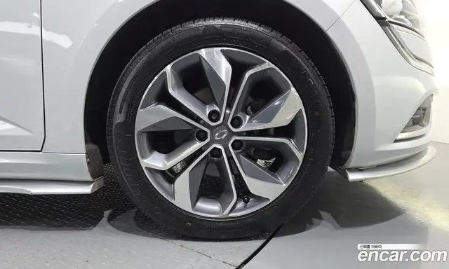Renault (Samsung) SM6 2018 1.5 автомат (гидро), миниатюра 5