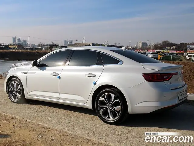 Renault (Samsung) SM6 2019 2.0 автомат (гидро), миниатюра 3