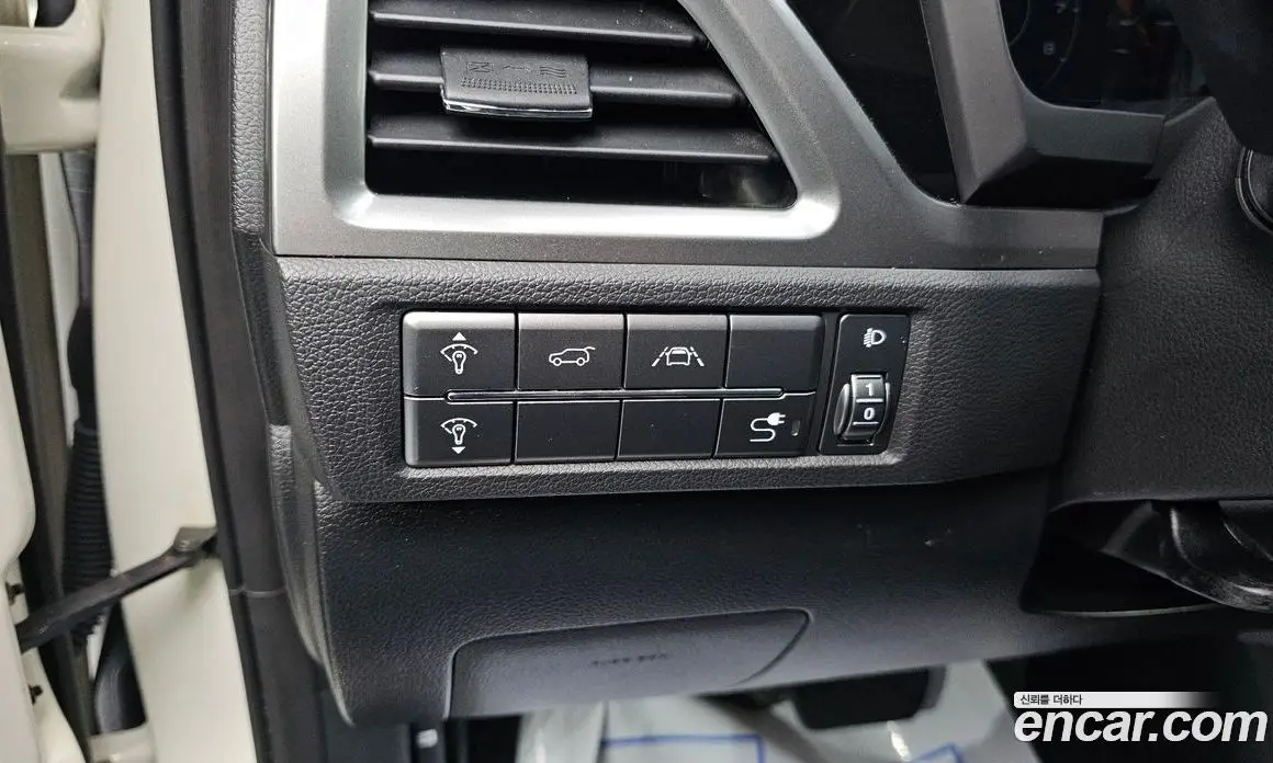SsangYong Korando 2021 1.5 автомат (гидро), фото 13