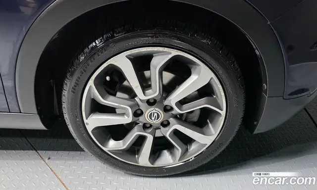 SsangYong TIBOLI 2015 1.6 автомат (гидро), миниатюра 5