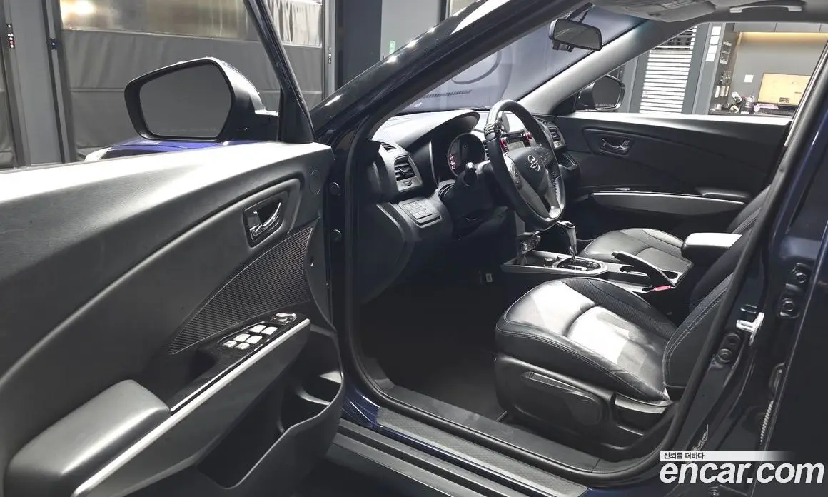 SsangYong TIBOLI 2015 1.6 автомат (гидро), фото 10