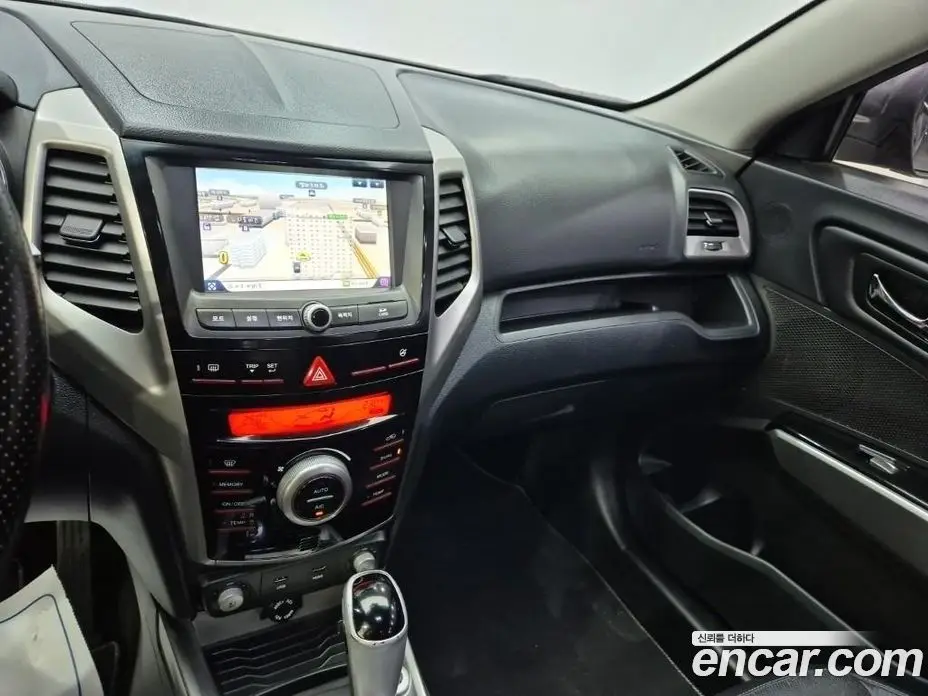 SsangYong TIBOLI 2015 1.6 автомат (гидро), фото 10